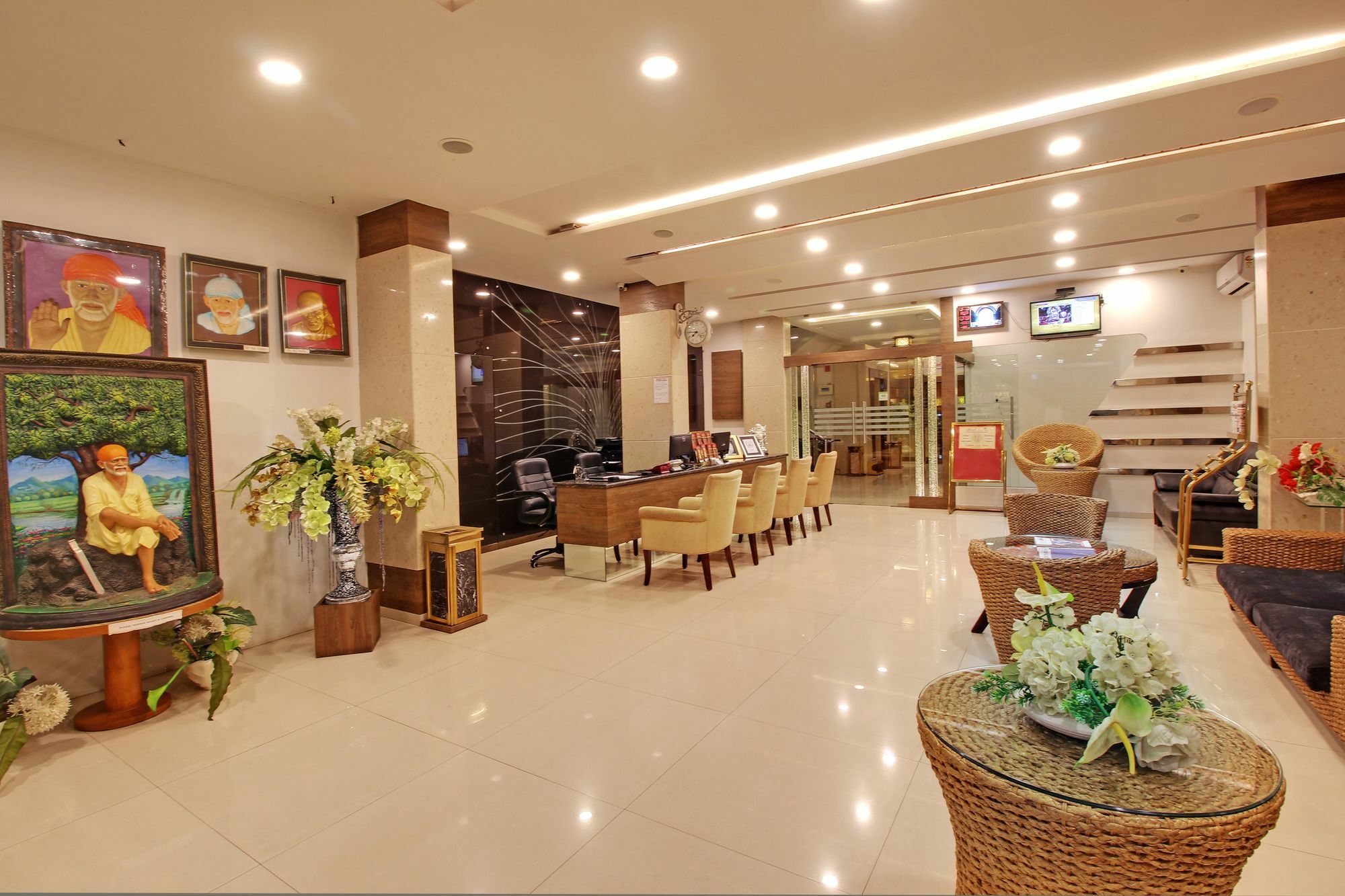 Hotel Sai Jashan Shirdi - Where Blessings & Comfort Meet מראה חיצוני תמונה